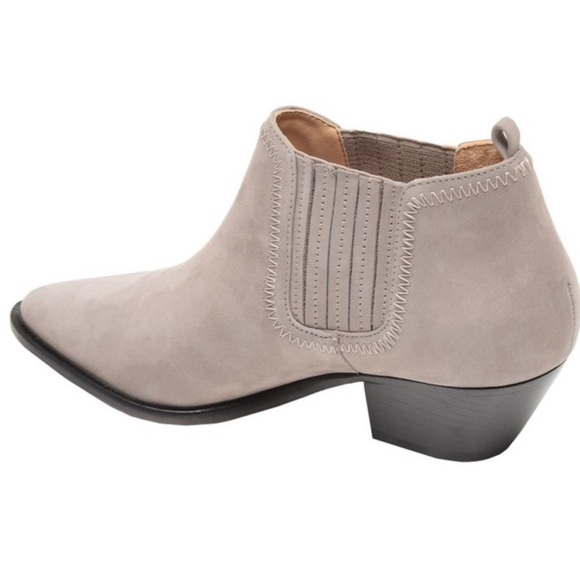 SCHUTZ Jacqueline Nubuck Suede Leather Bootie NWT - Picture 11 of 11